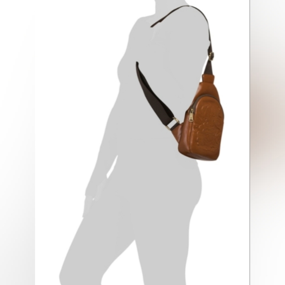 NWT Patricia Nash Marisol Tooled Leather sling bag, Soft Green - Picture 7 of 10